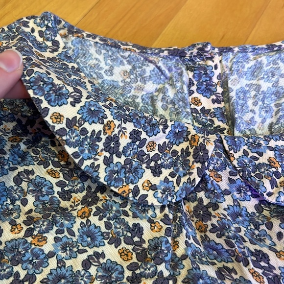 Cute Summery Blue Floral Tanktop with Scallop next and Small Front Ruffles - Picture 2 of 6